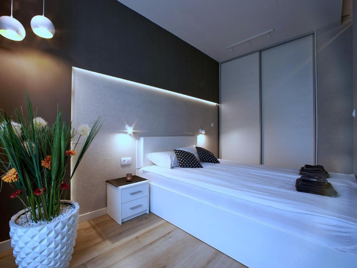 4Uapart-Apartment Suite Platan Grey Swinoujscie Exterior photo